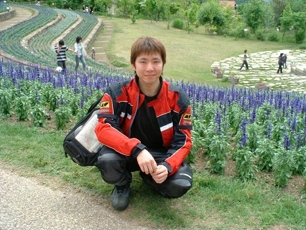 �R�����t�����[�Z���^�[�ɂ�